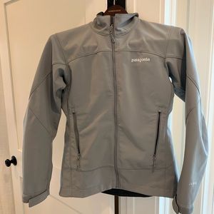 Women’s Gray Patagonia Soft Shell in Medium